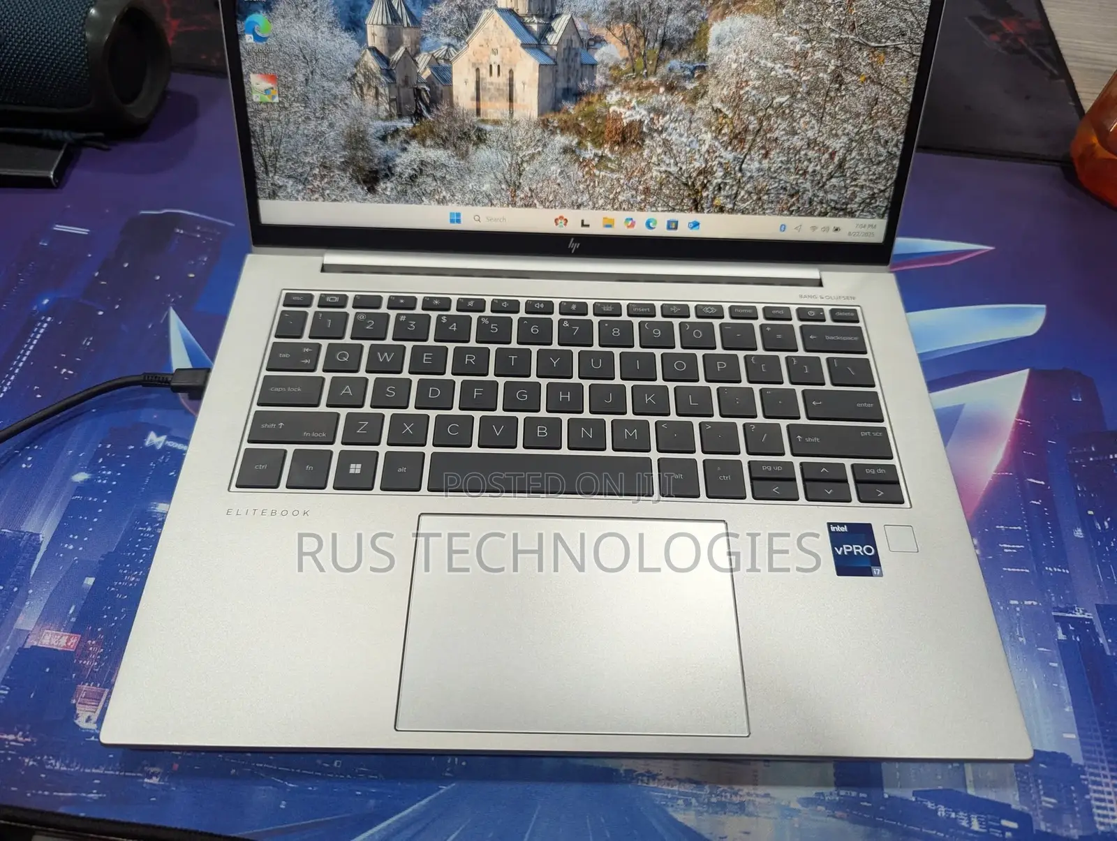 New Laptop HP EliteBook 840 G10 16GB Intel Core i7 SSD 512GB