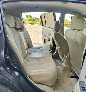 Nissan Tiida 2010 Maroon
