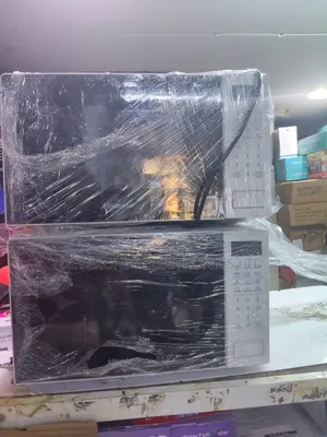 Hisense White Microwave 20 Litres Without Box