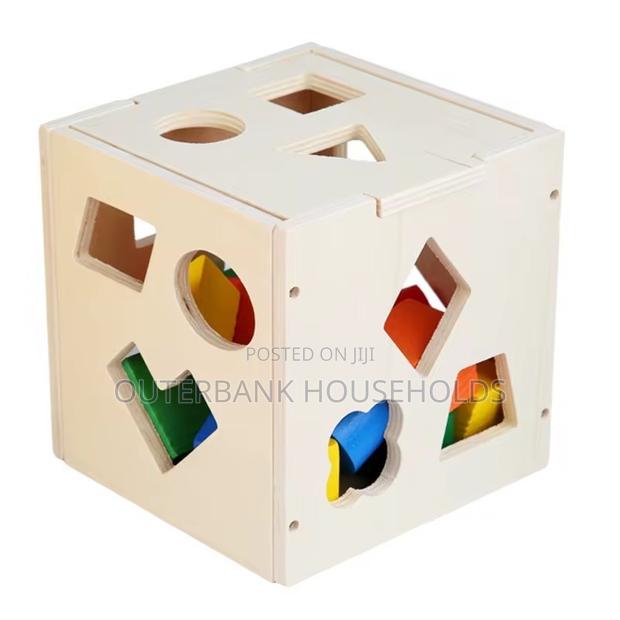 Intelligence Box Promotes Color and Shape Recognition - thumbnail 2