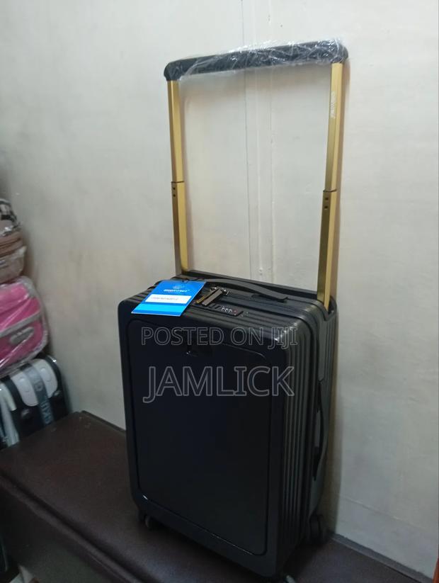 20" Black Abs Suitcase - thumbnail 2