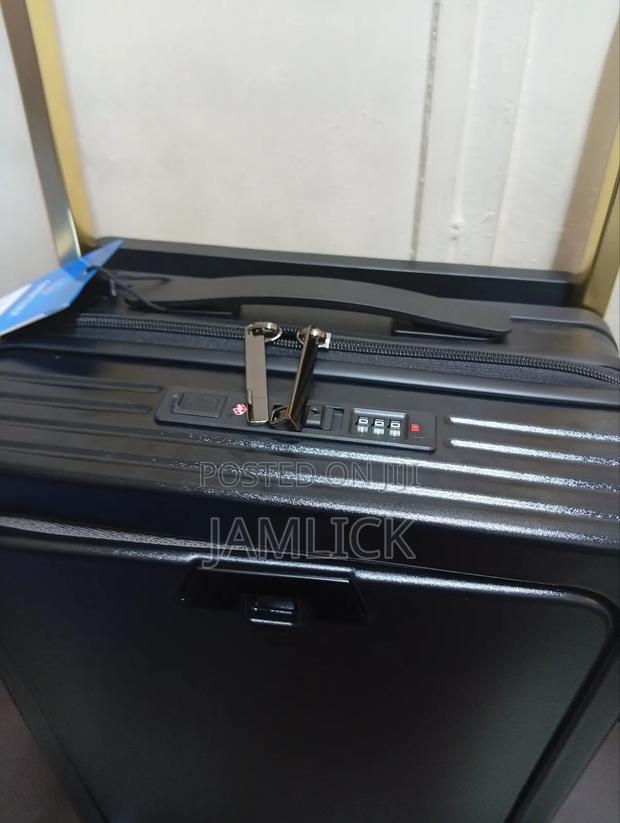 20" Black Abs Suitcase - thumbnail 5