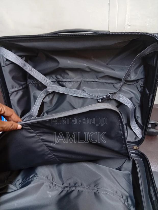 20" Black Abs Suitcase - thumbnail 7