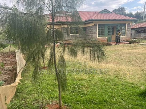 2bdrm Bungalow in Kerarapon for rent - main view