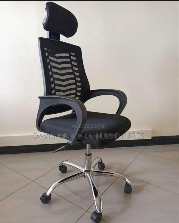 Office Chair With a Back Mesh