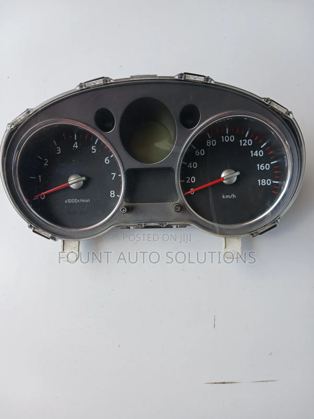 Dashboard Clock Nissan X-Trail Nt31