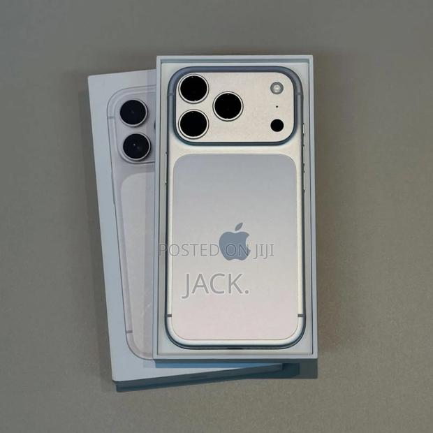 Apple iPhone 17 Pro Max 512 GB Silver - thumbnail 2