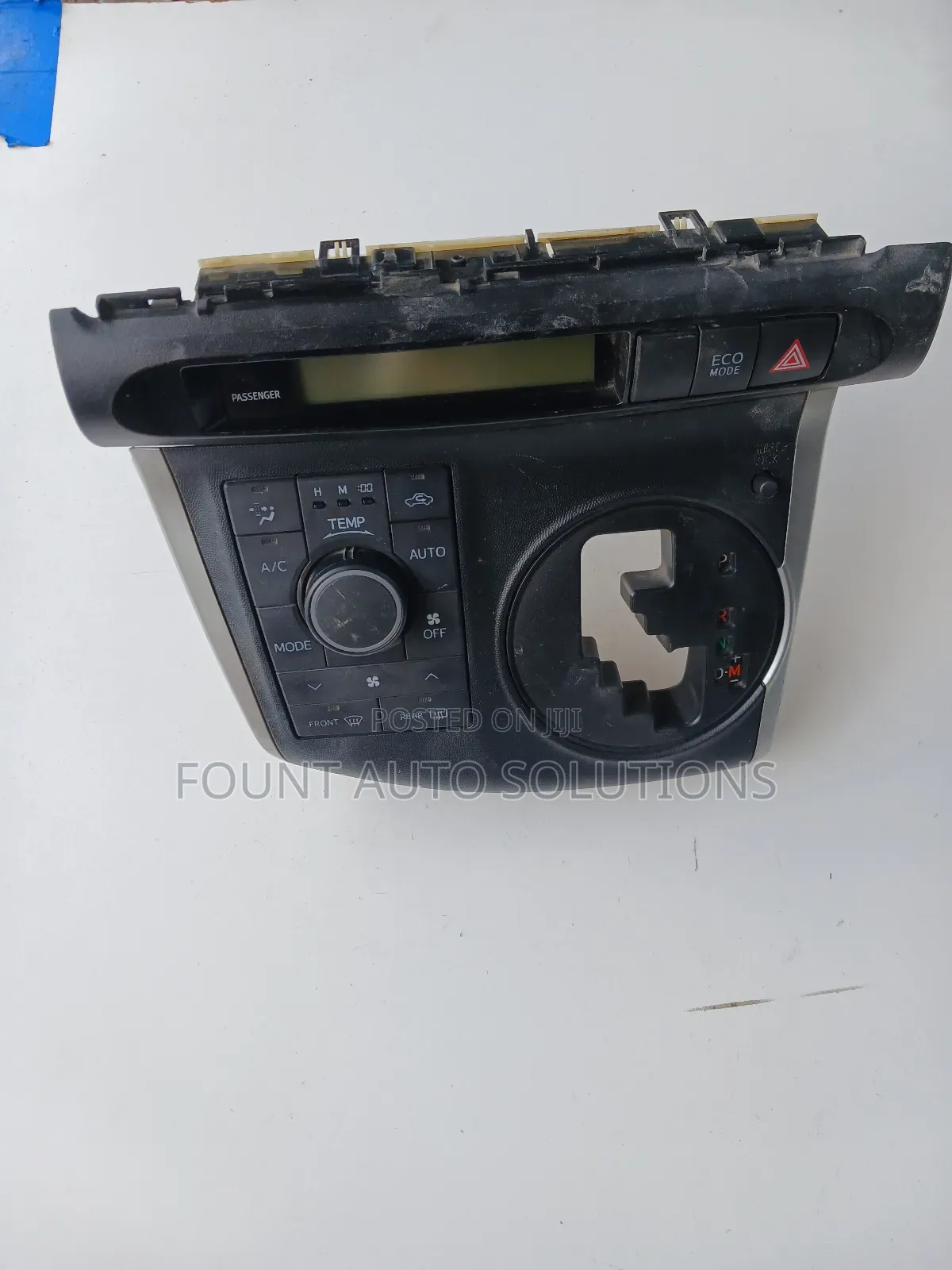 Toyota Wish 2009 a/C Control Panel