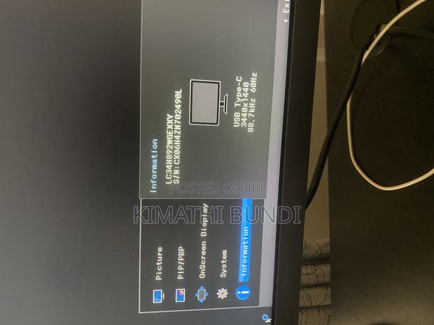 Samsung Monitor - thumbnail 3