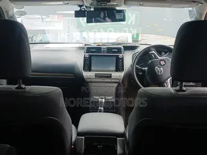 Toyota Land Cruiser Prado 2018
