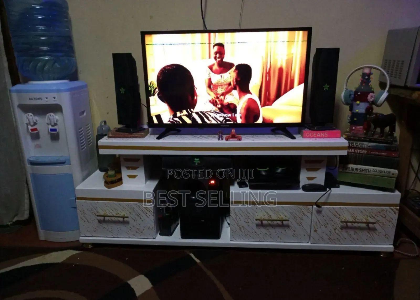 Happy Client White Tv Stand
