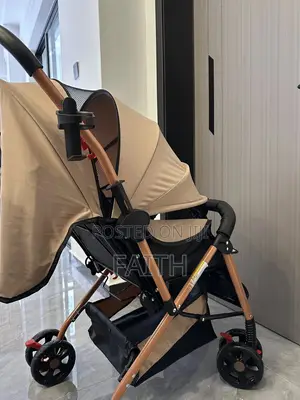 Modern, Lightweight Ultra-Comfy Baby Stroller With Reversible Handle