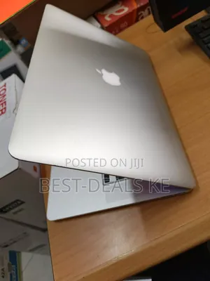 Laptop Apple MacBook Pro 2015 16GB Intel Core i7 SSD 256GB