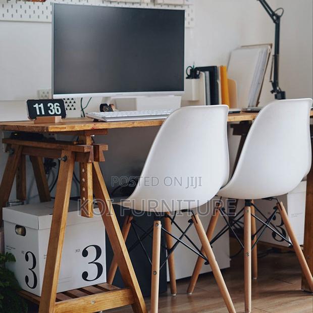 Home Chair : Black Eames Plastic Dining Chair - thumbnail 5
