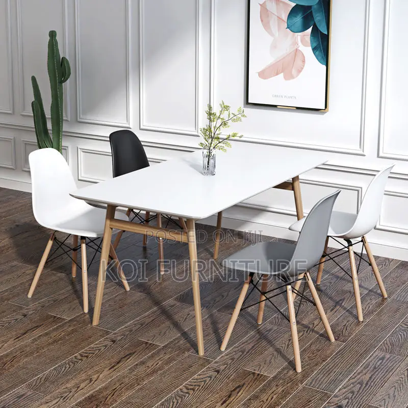 Home Chair : Black Eames Plastic Dining Chair