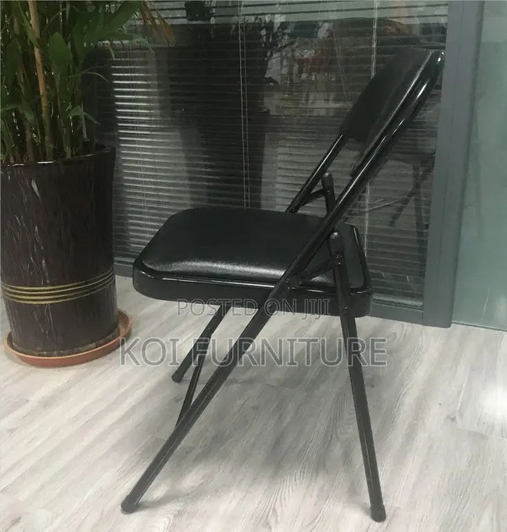 Office Chair : Foldable Pu Leather Padded Chair