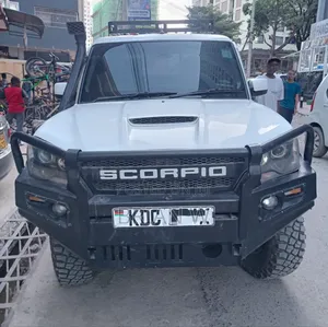Mahindra Scorpio 2021 White