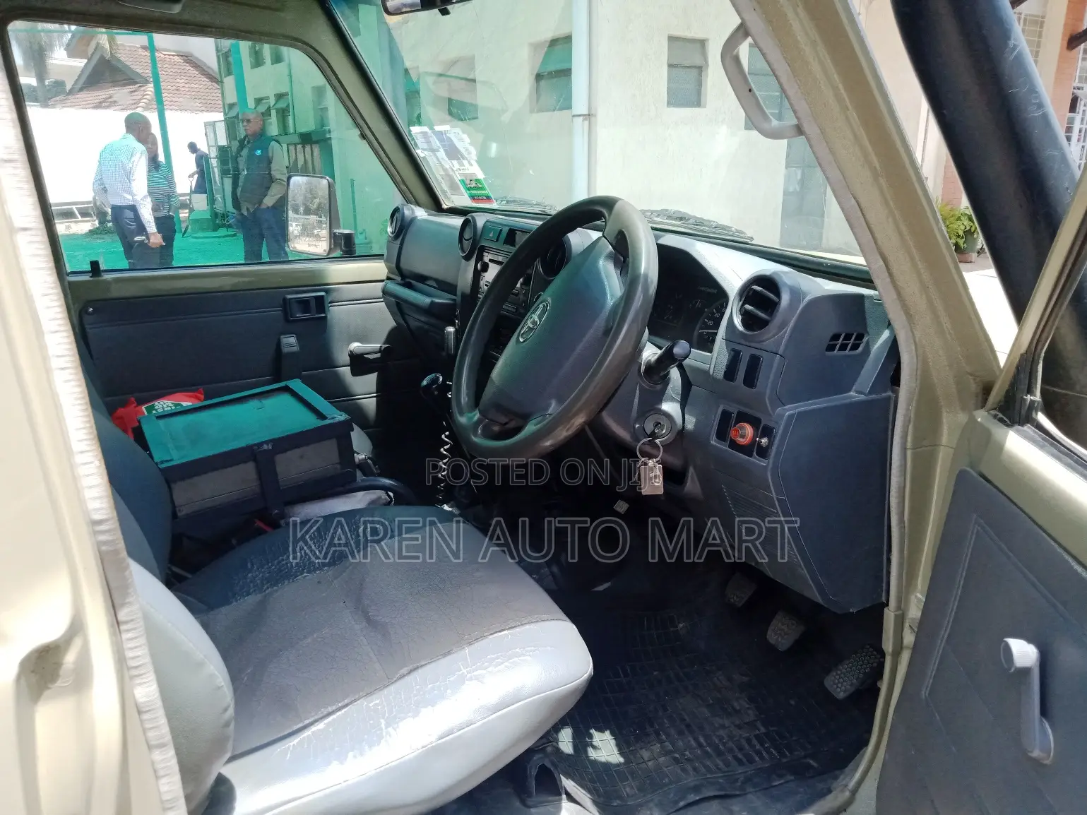 Toyota Land Cruiser 2013 Beige