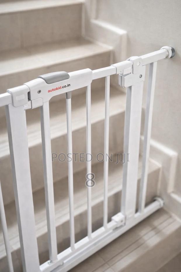 Child Safety Gate – Easy Install Durable