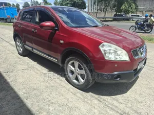 Nissan Dualis 2010 Red