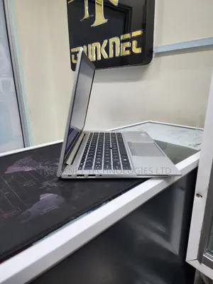 Laptop HP EliteBook 845 G8 16GB AMD Ryzen 5 SSD 256GB