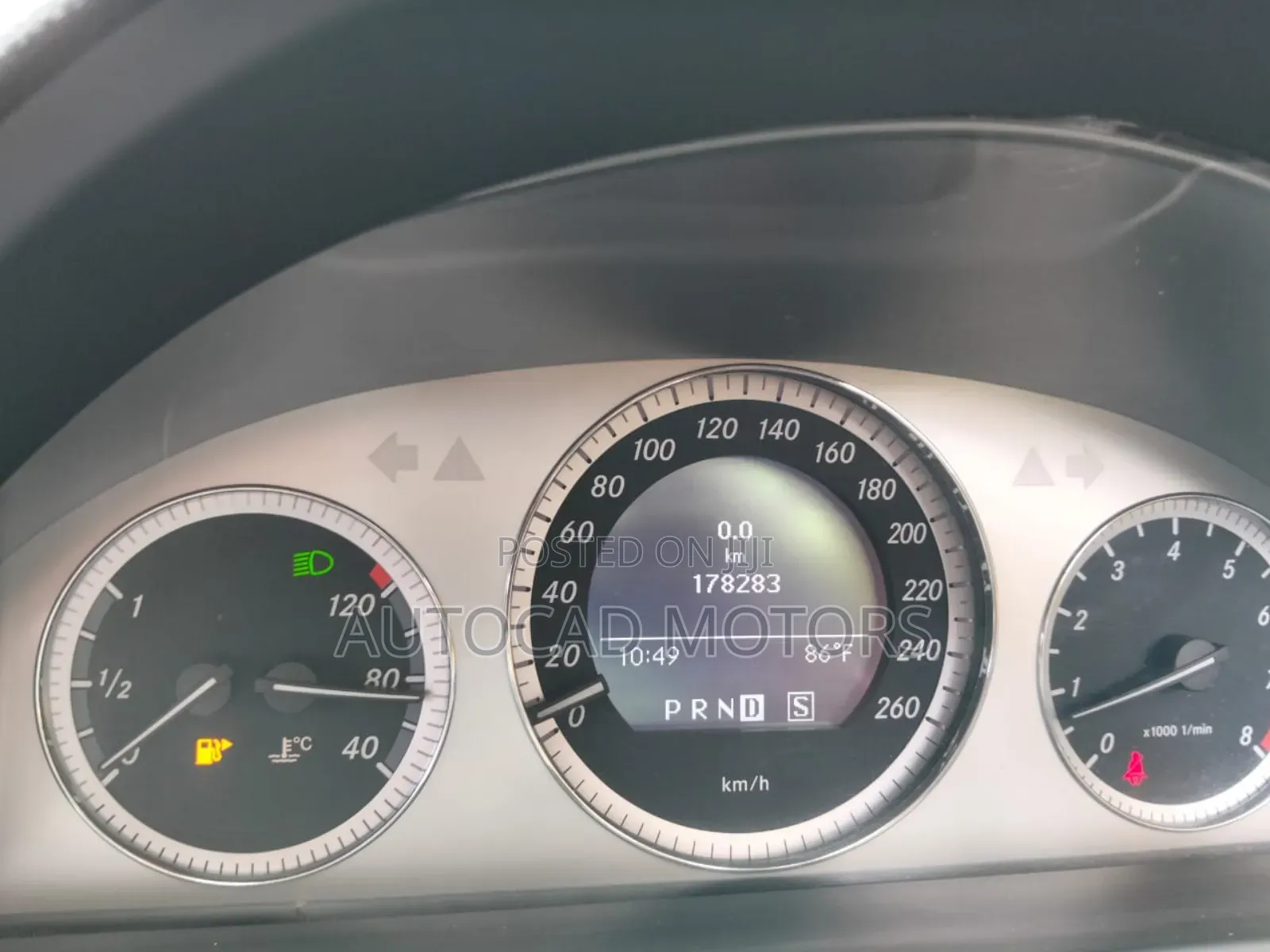 Mercedes-Benz C200 2009 White