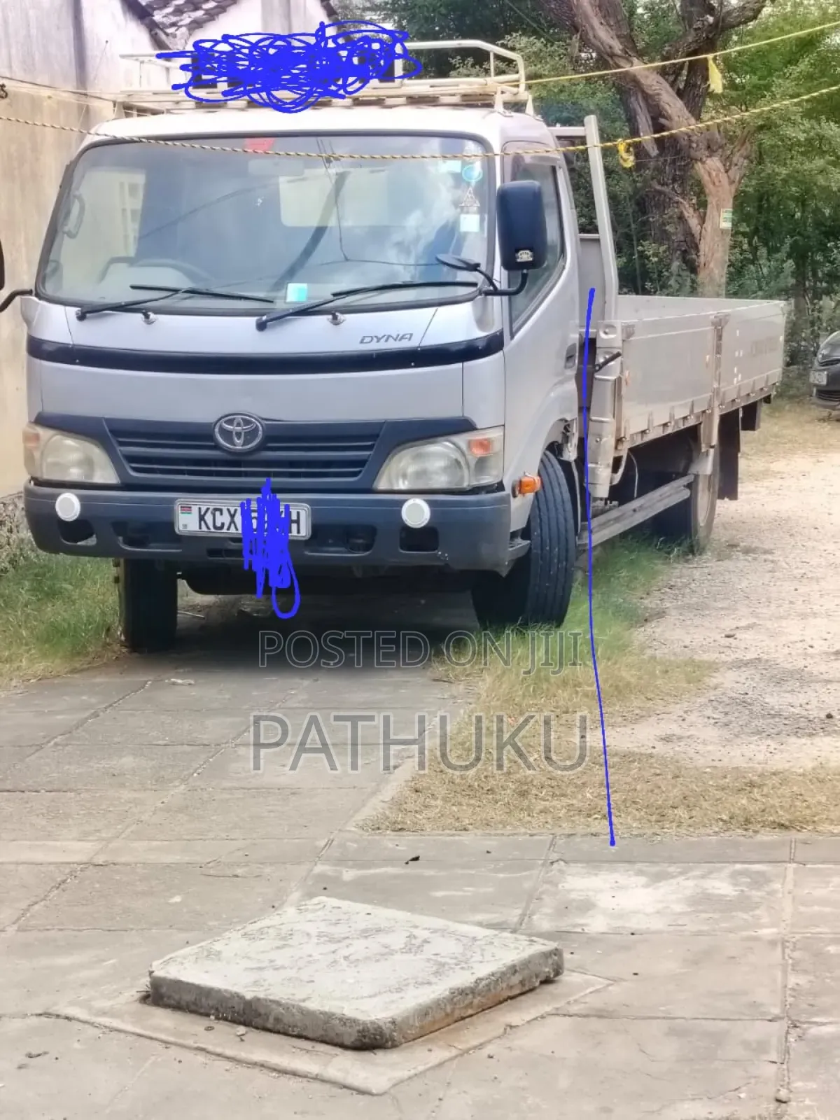 Toyota Dyna 2010 Gray