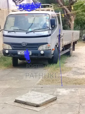 Toyota Dyna 2010 Gray