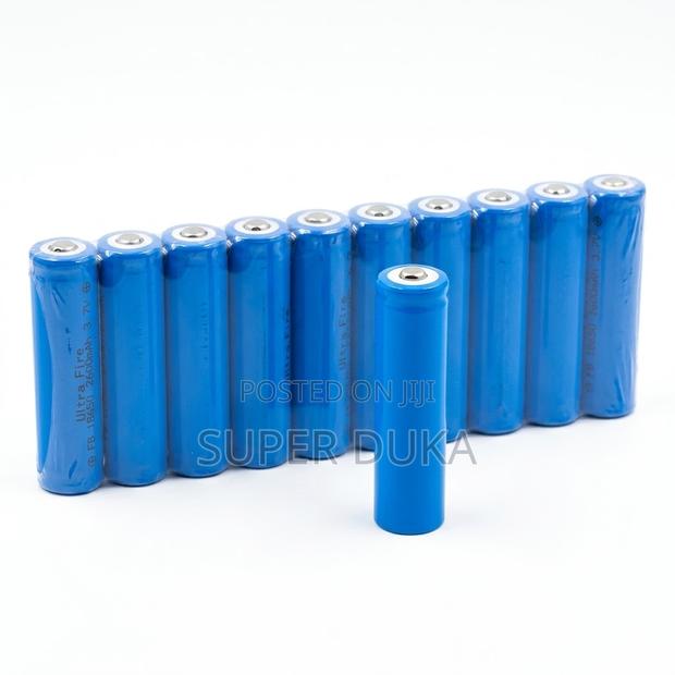 Ultra Fire 18650 3.7v Rechargeable Lithium Battery - 7800mah (Blue)