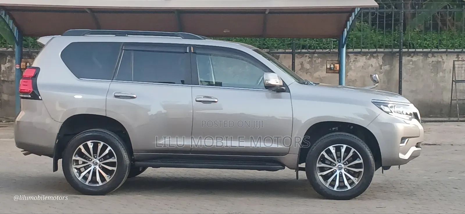 Toyota Land Cruiser Prado 2.8 2021 Brown