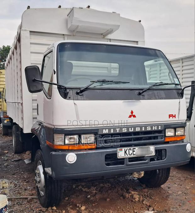 Mitsubishi Fh215 2015 White - thumbnail 3