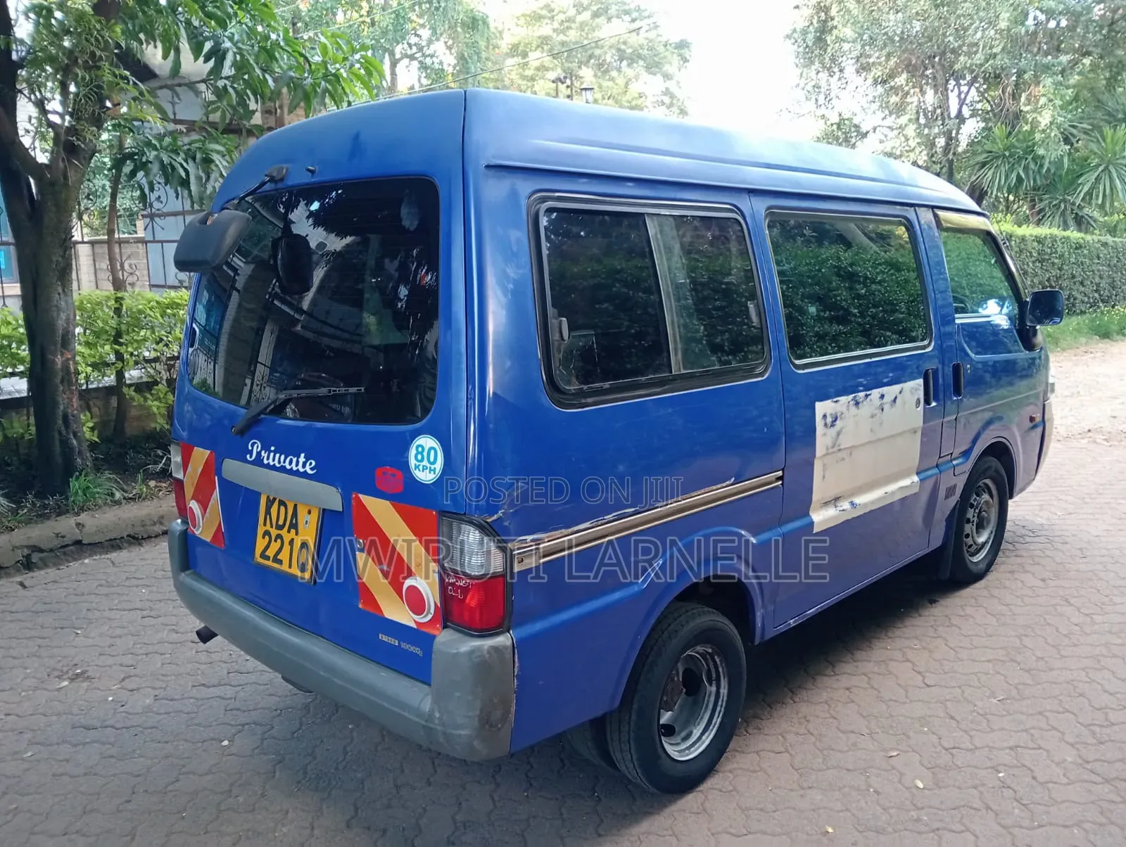 Mazda Bongo 2013 Blue