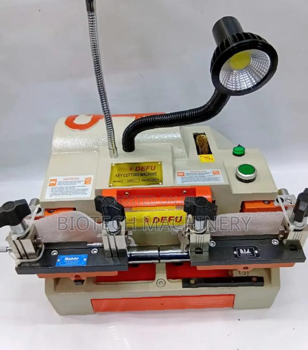 Defu Key Cutting Machine 100e1