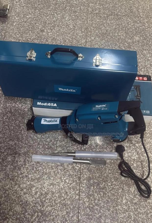 Makita Heavy Duty Demolition Breaker