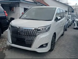 Toyota Esquire 2.0 FWD (7 seater) 2020 White