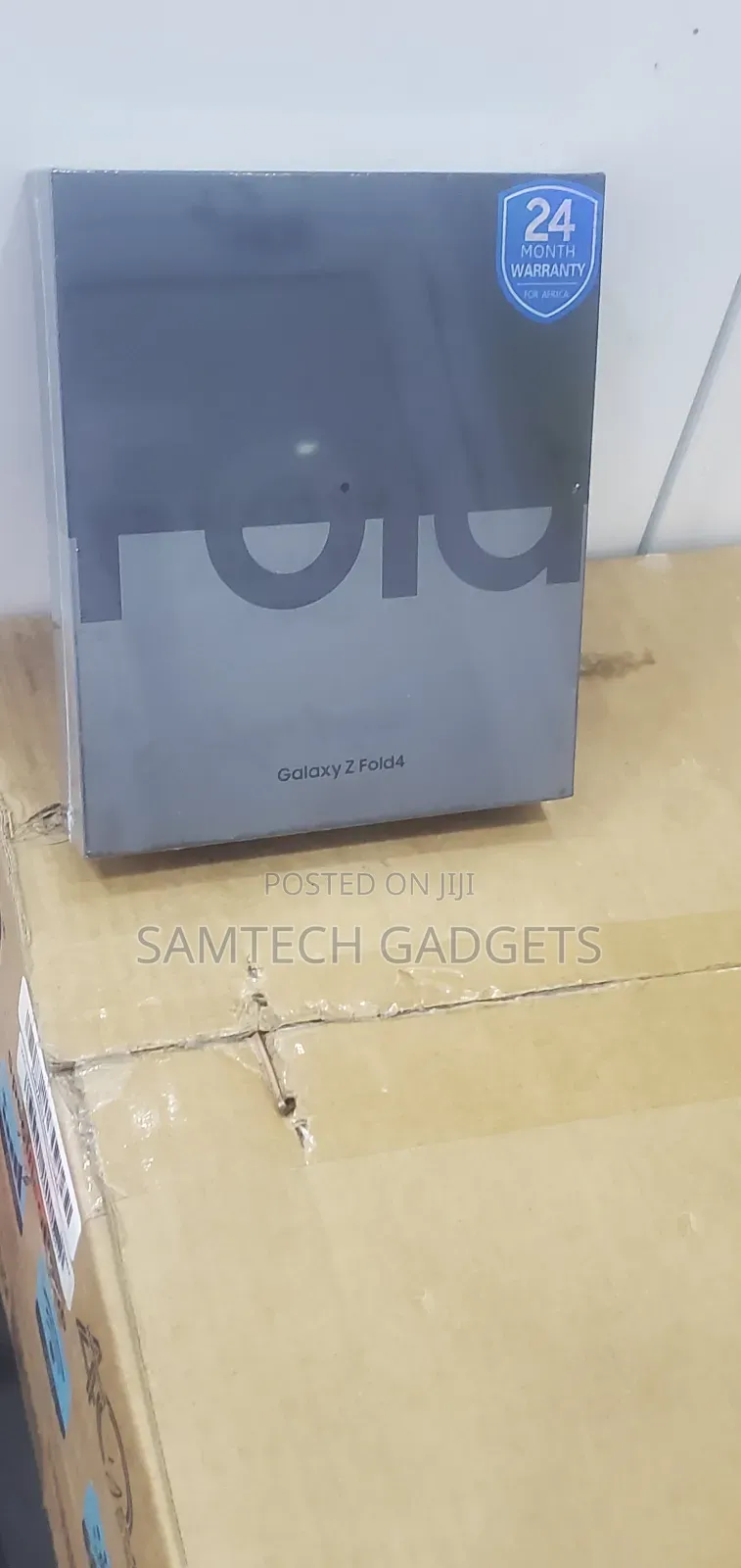 New Samsung Galaxy Z Fold4 256 GB Blue