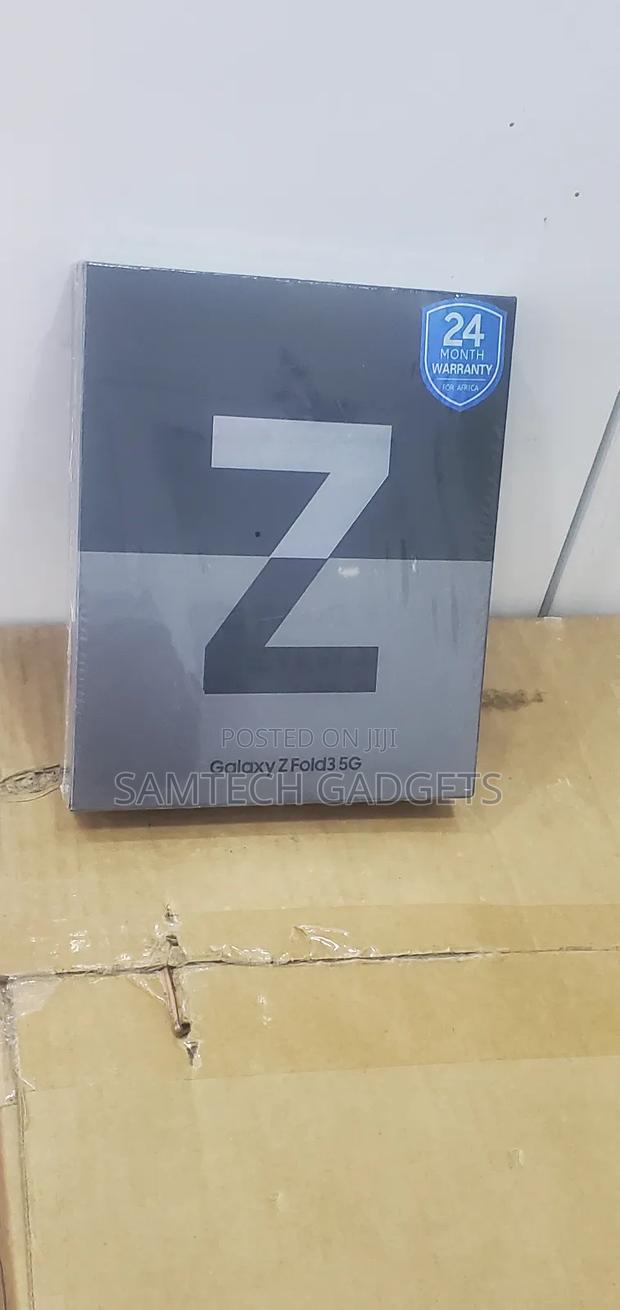 New Samsung Galaxy Z Fold 3 256 GB Blue - thumbnail 2