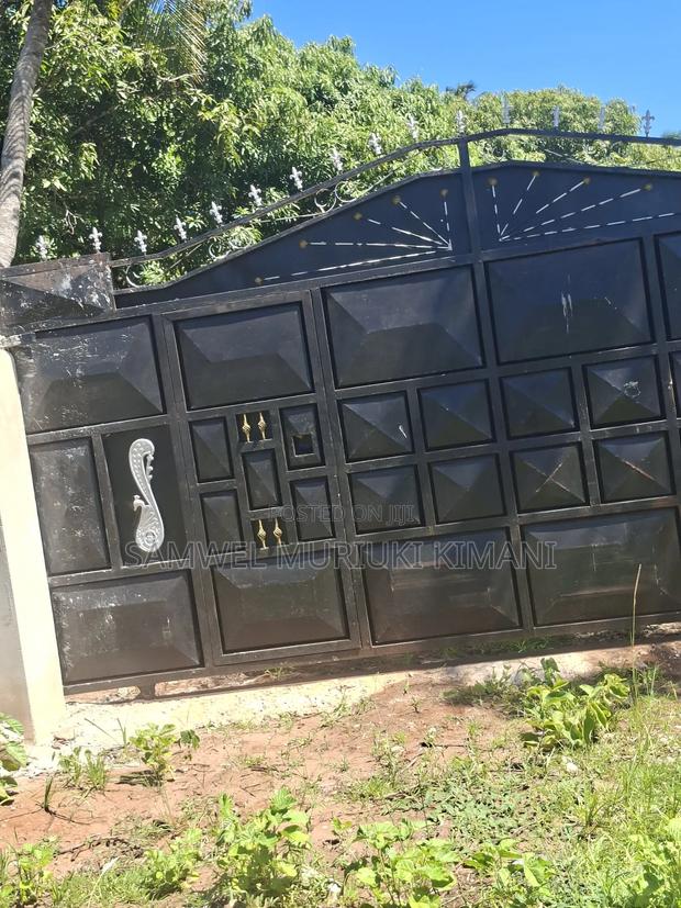 Quarter of Acre Plot for Sale With Ready Title Deed - thumbnail 2