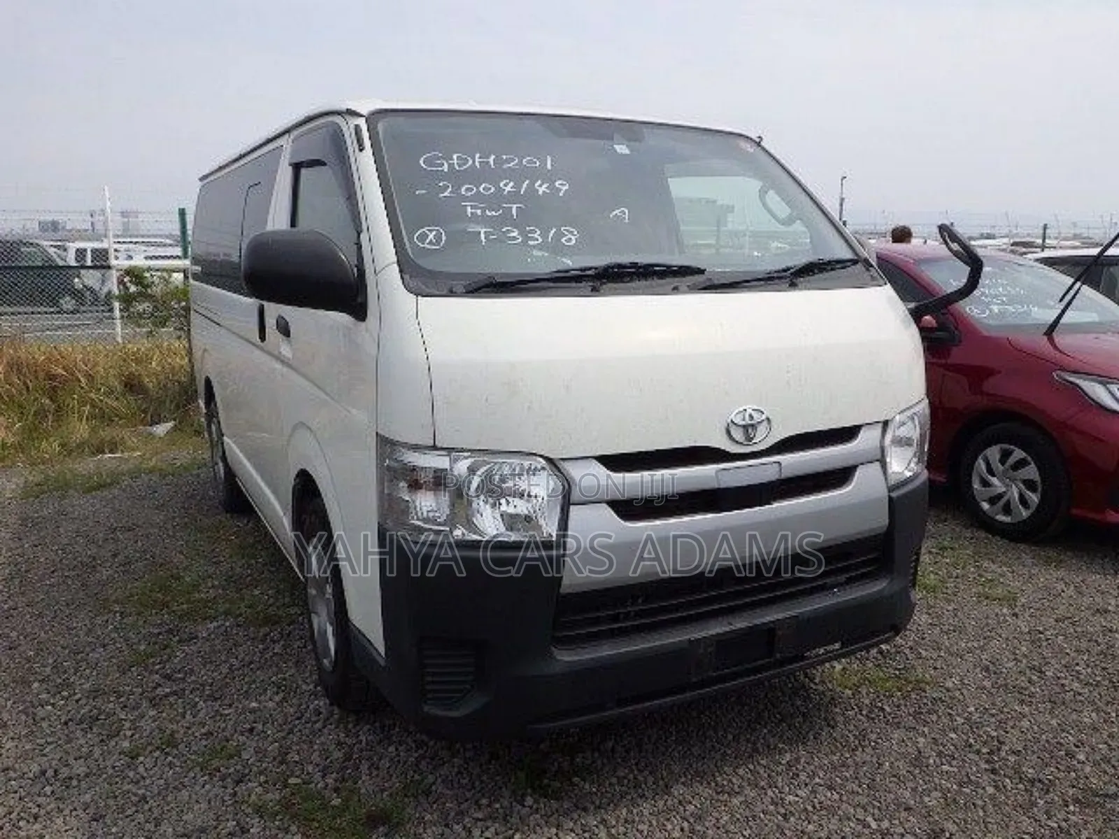 Toyota HiAce 2018 White