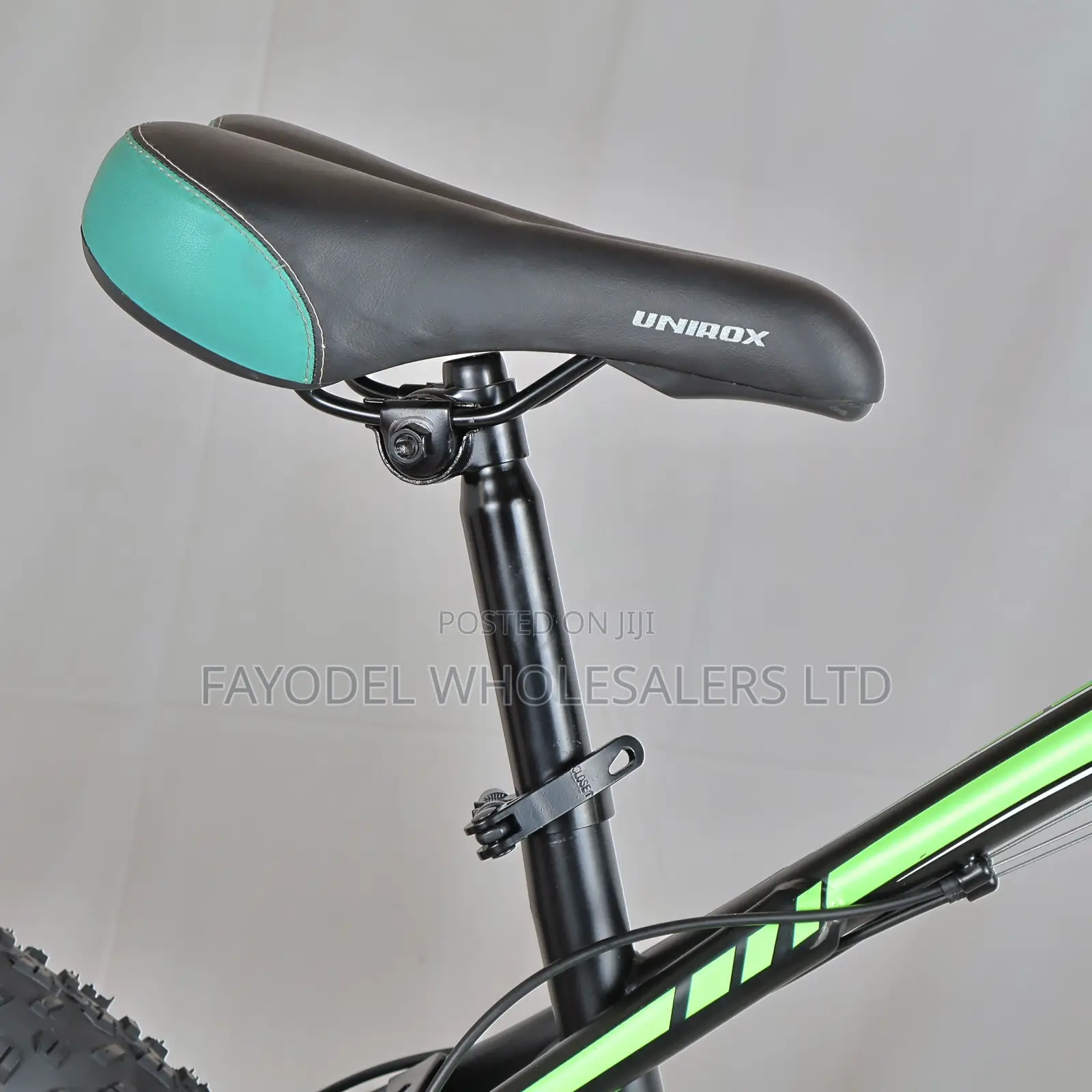 Premium Fat Bike MTB Bicycle Size 26*4.0 for Off-Road Riding