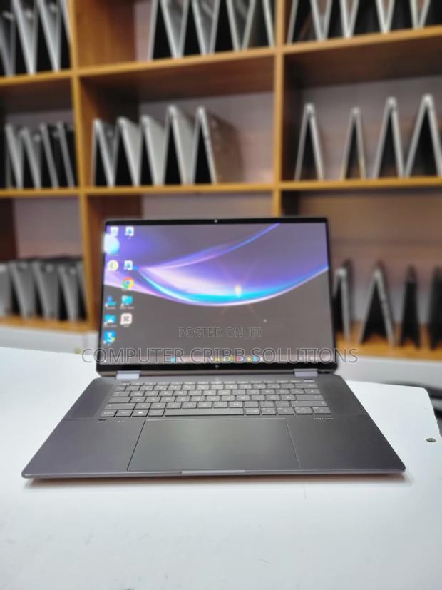 Laptop HP Spectre X360 15 16GB Intel Core Ultra 7 SSD 1T
