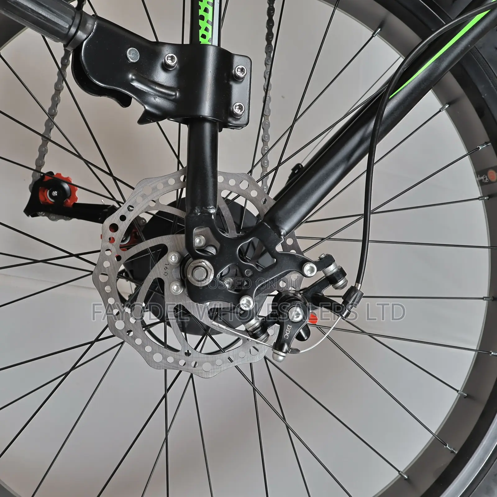 All Terrain Fat Bike MTB Bicycle Size 26*4.0 With Wide Tires