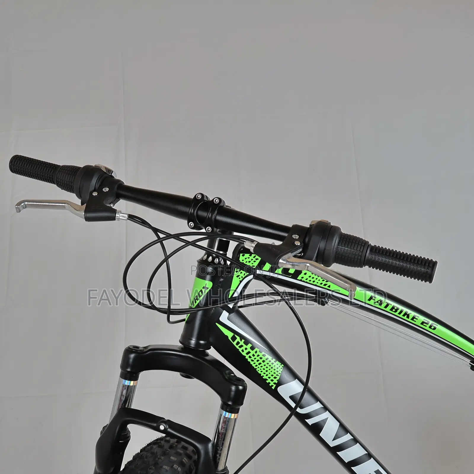 Powerful Fat Bike MTB Bicycle Size 26*4.0 for Extreme Riding