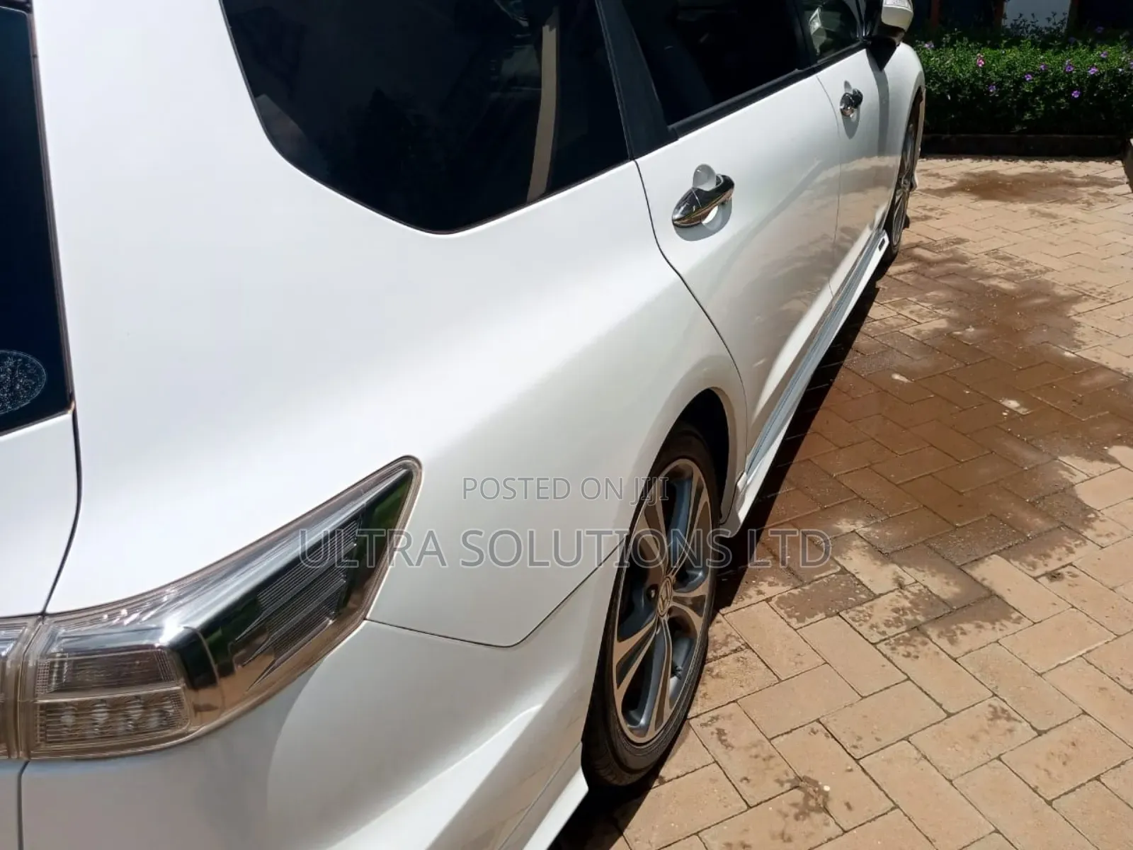 Honda Odyssey 2011 White