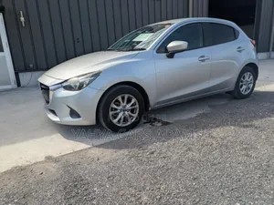 Mazda Demio 2019 Silver