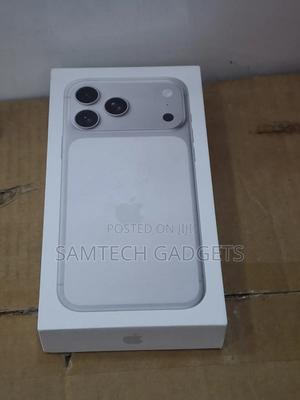 New Apple iPhone 17 Pro Max 256 GB Silver - thumbnail 2