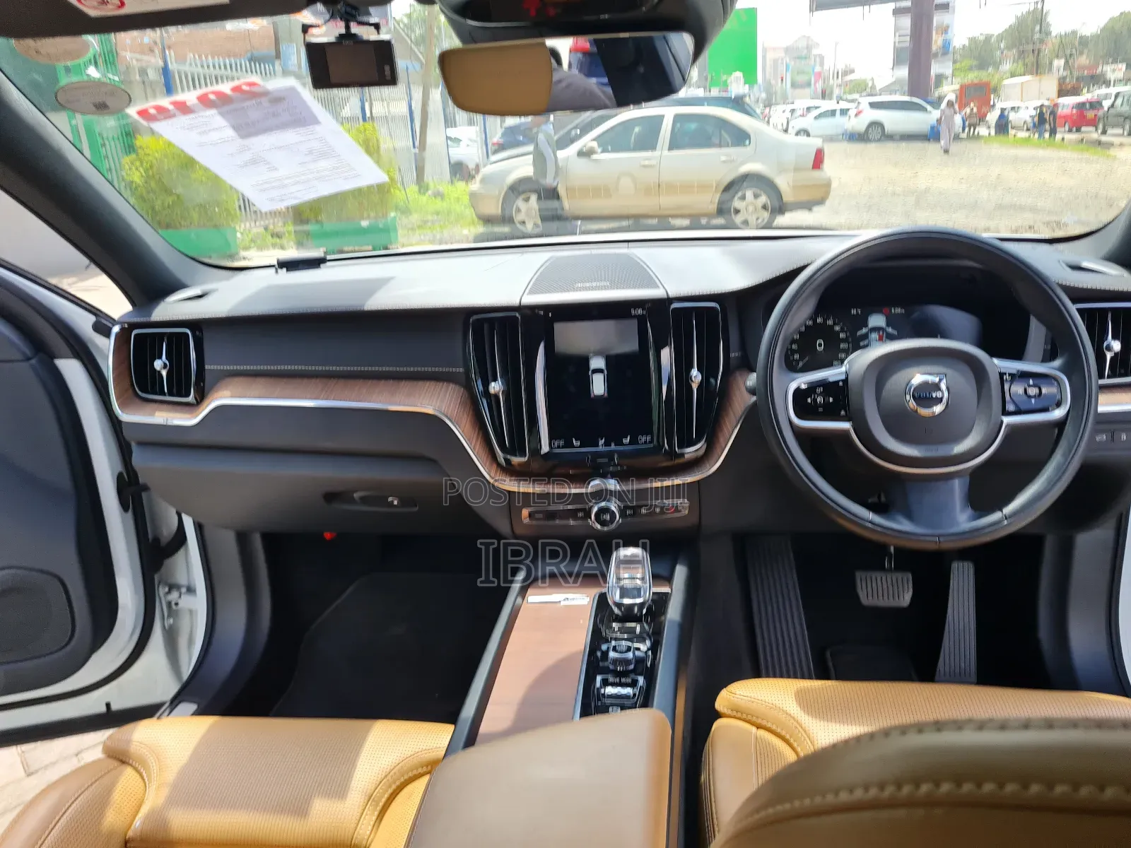 Volvo XC60 2019 White