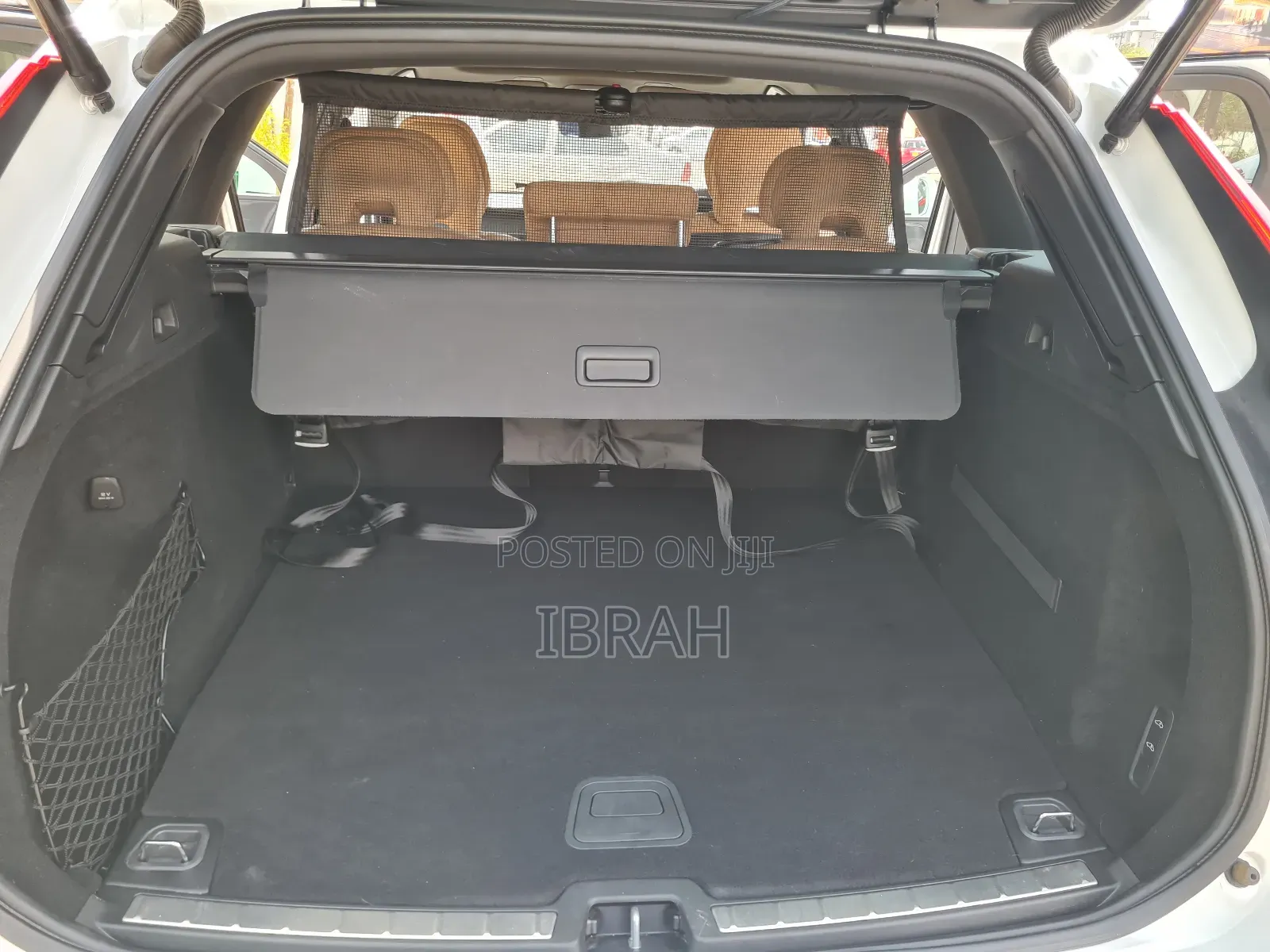 Volvo XC60 2019 White