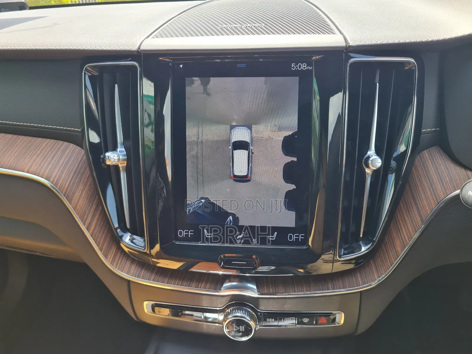 Volvo XC60 2019 White