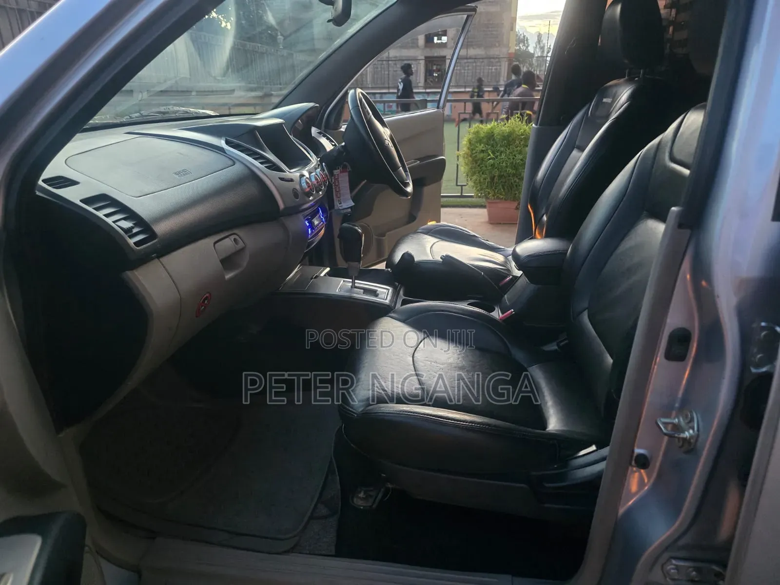 Mitsubishi L200 Double Cab 2.5 136hp 4WD 2013 Silver